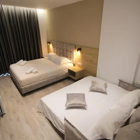 F&J Hotel Sarande Exterior photo