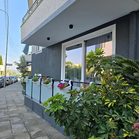 F&J Hotel Sarande Exterior photo